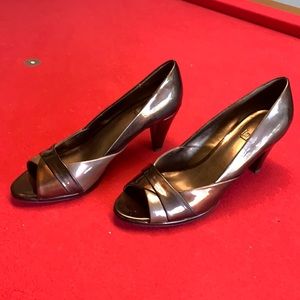 Impo Vibe Luster Patent - Coffee/Raisin/Bronze